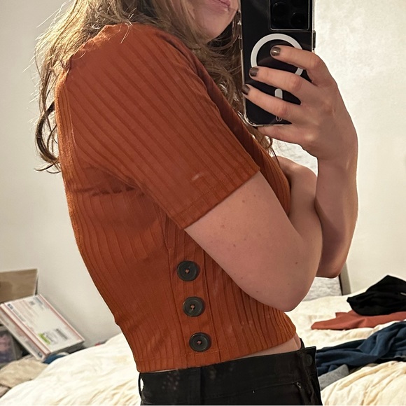 Umber crop top high neck - Picture 3 of 3